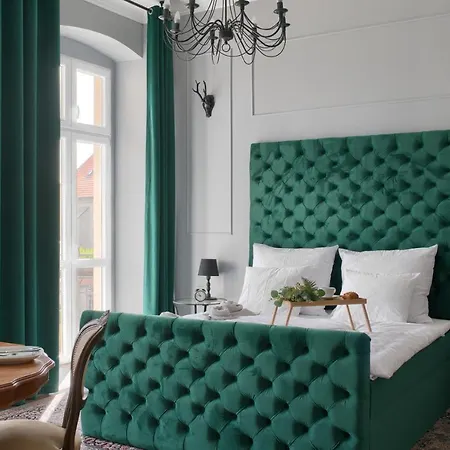 아파트 Market Square Spot