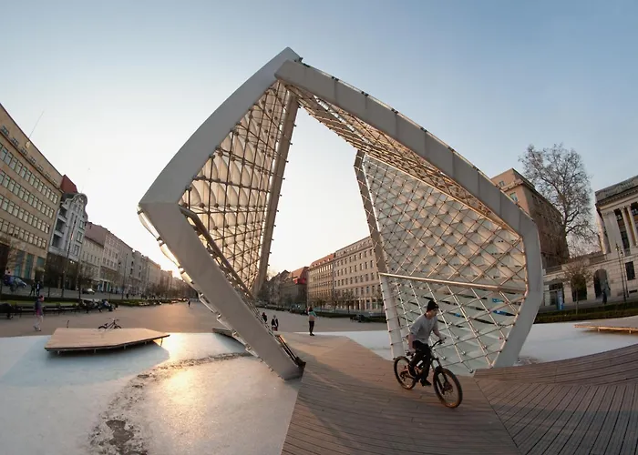 Market Square Spot アパート ポズナン